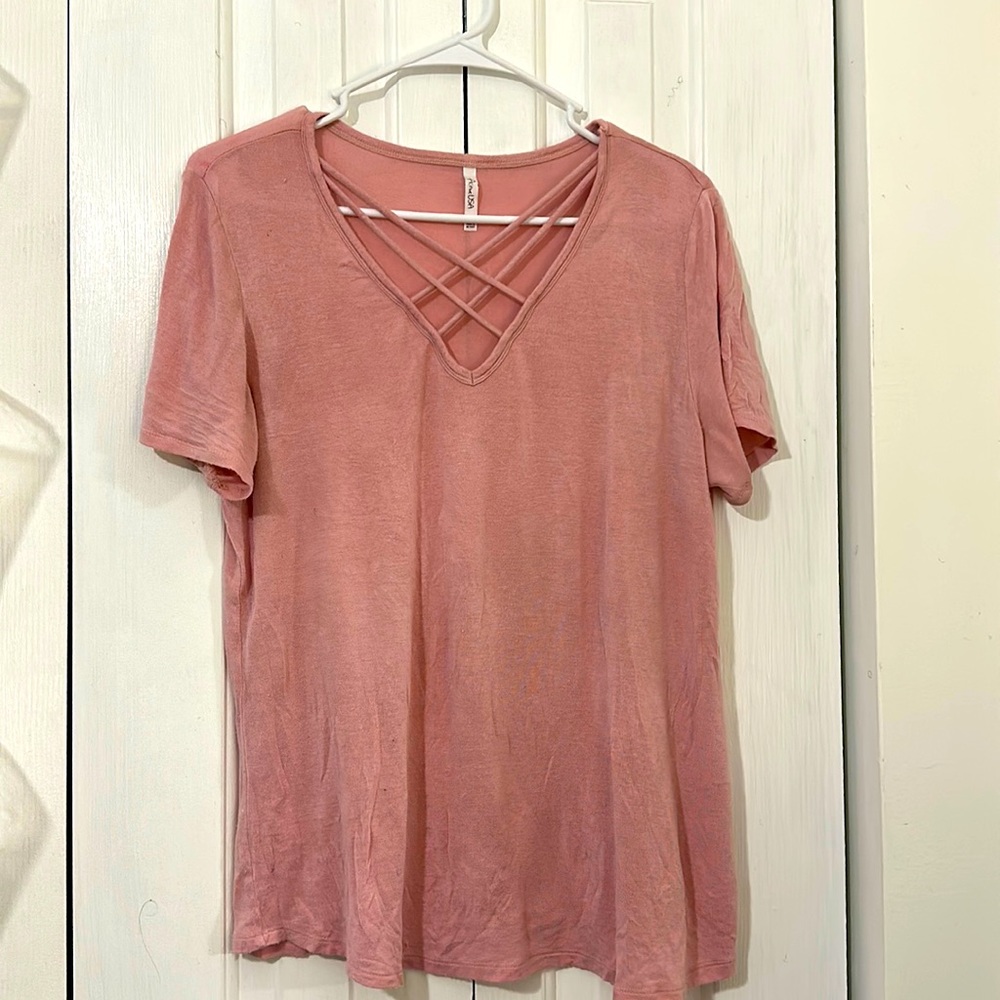Criss-cross neckline rayon top💗